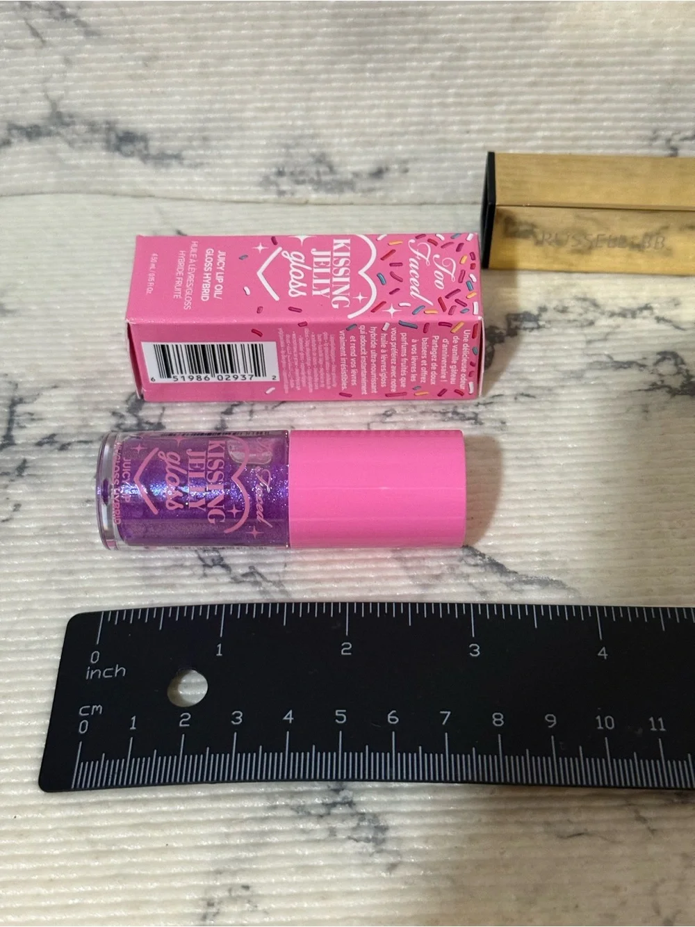 Too Faced Kissing Jelly Gloss Juicy Lip Oil Gloss Hybrid: Birthday Kiss